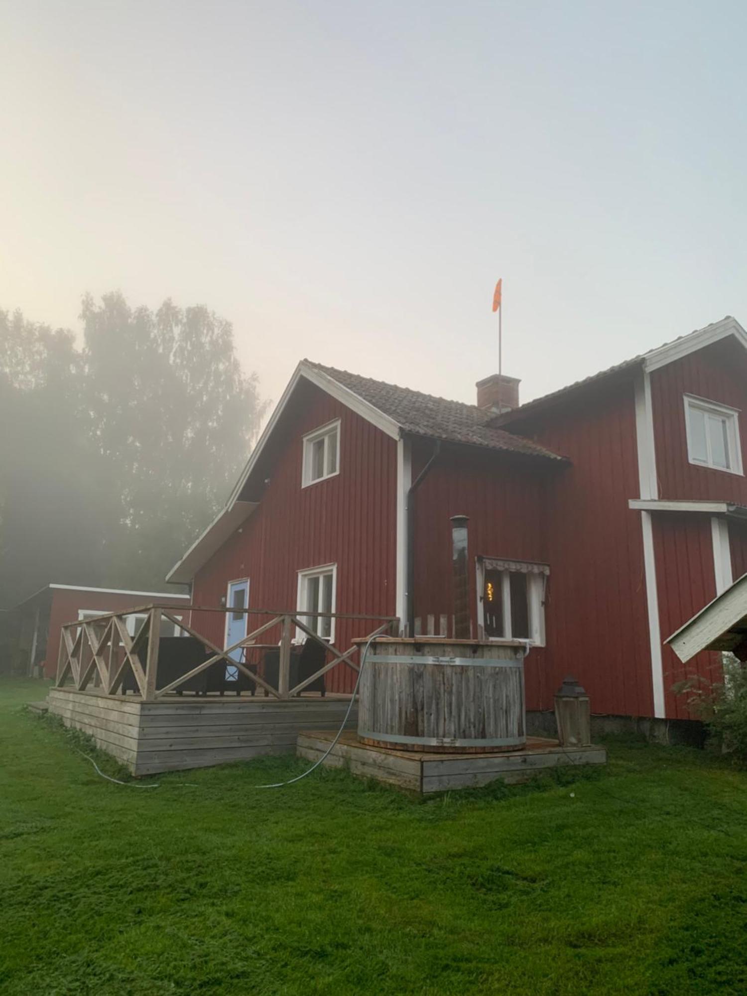 Warm Beheiztes Gemuetliches Haus In Der Natur 孙讷 外观 照片